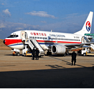 九江庐山机场空运航空快运业稳步发展的原因是什么？